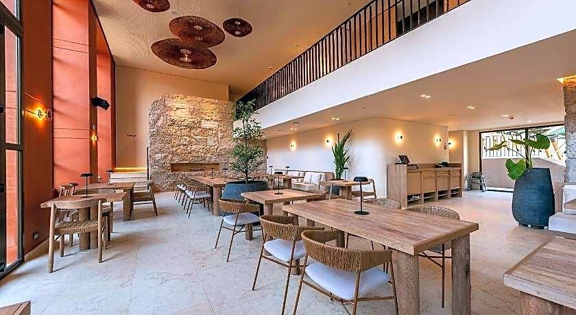 Hotel Osh 5*