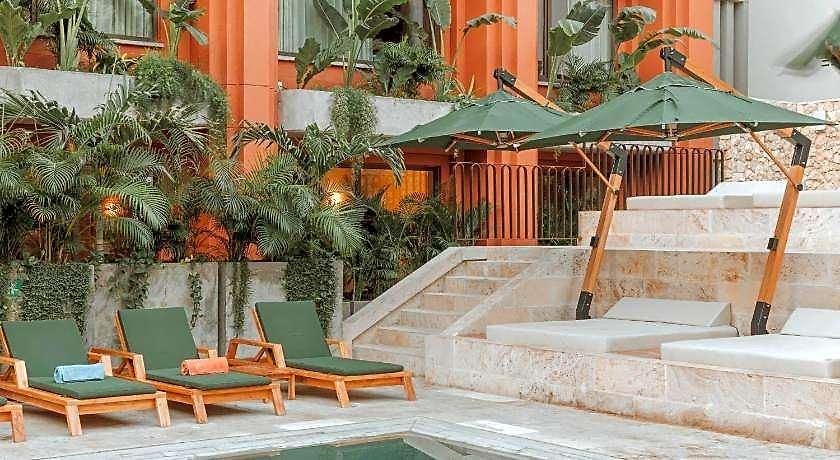 Hotel Osh 5*