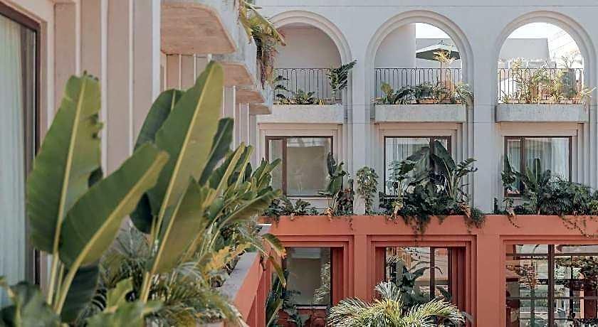 Osh Hotel 5*