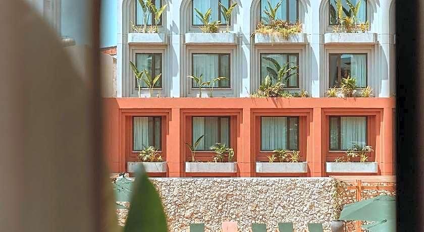 Osh Hotel