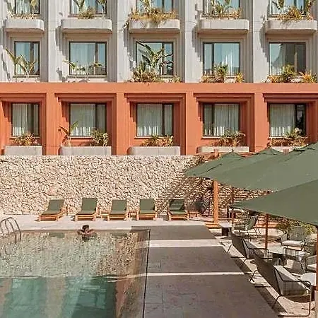 Osh Hotel 5*